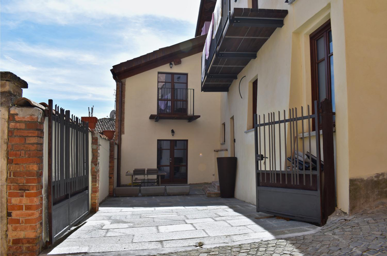 Ca' Ronzini, Cuneo