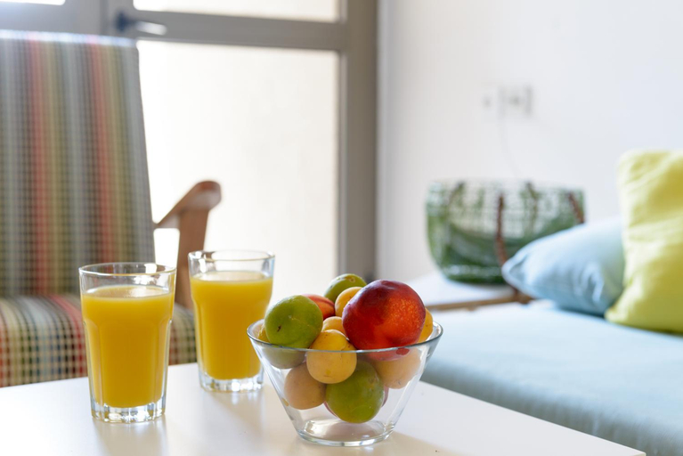 Food & Drinks 4, 49 Abarbanel - By Beach Apartments TLV