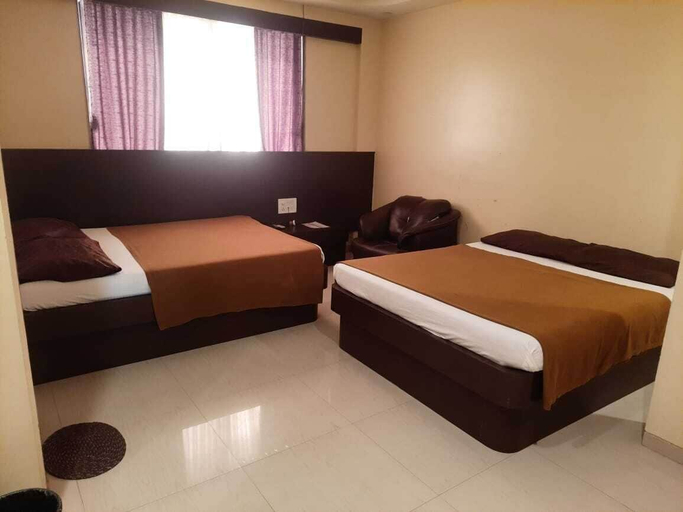 Bedroom 3, Hotel Krishna Sai Kutir, Ahmadnagar