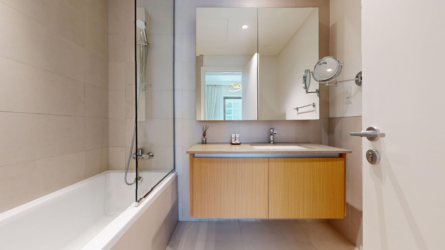 Room 5, Creek Harbour - Summer 3 307, Dubai