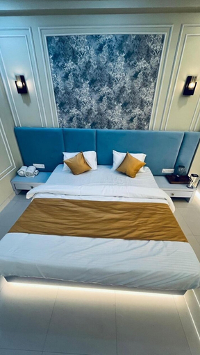 Bedroom 4, Hotel Shivngan, Ujjain
