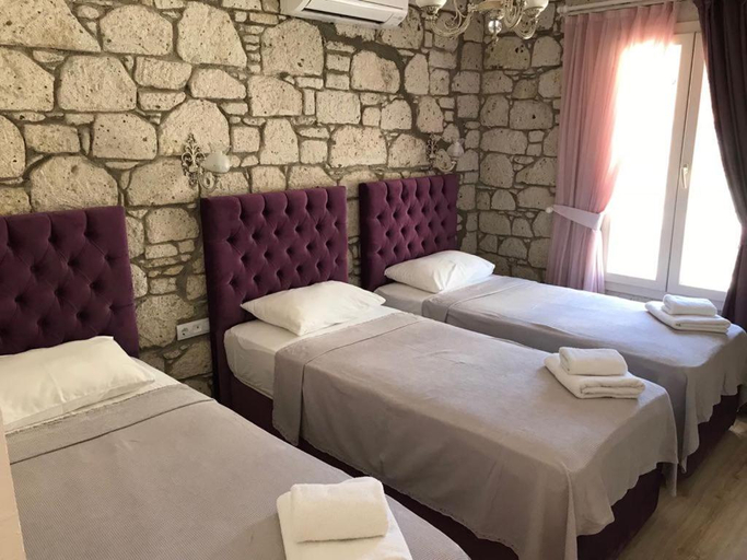 Bedroom 2, Alacati Alaris Hotel, Çeşme