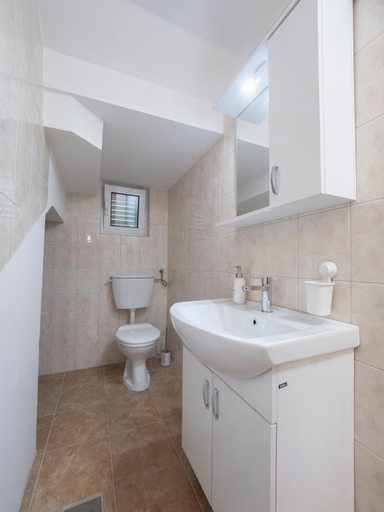 Shower 2, Villa Tranquila