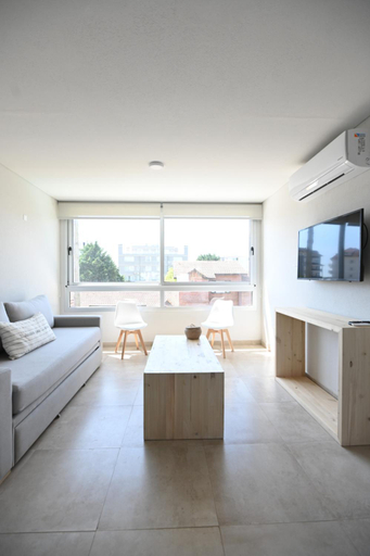 Others 5, Carilo Vista, Pinamar