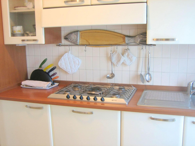 Others 5, Villa in Lazise With Lake Garda Views, Verona