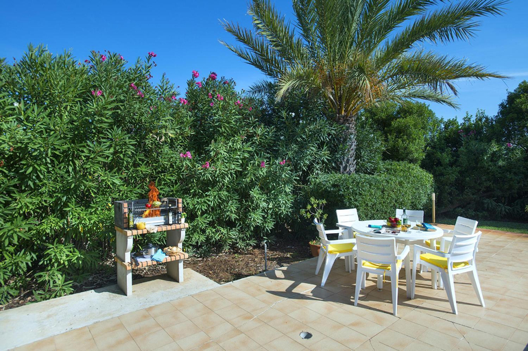 Others 5, Villa TANCOTES, Baleares