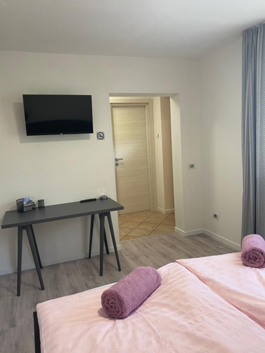 Others 5, Al Tiglio Rooms, Belluno