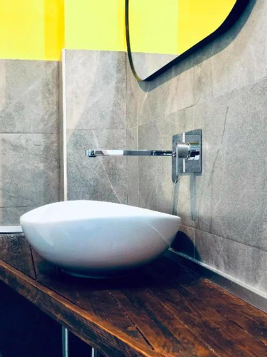 Bathroom 4