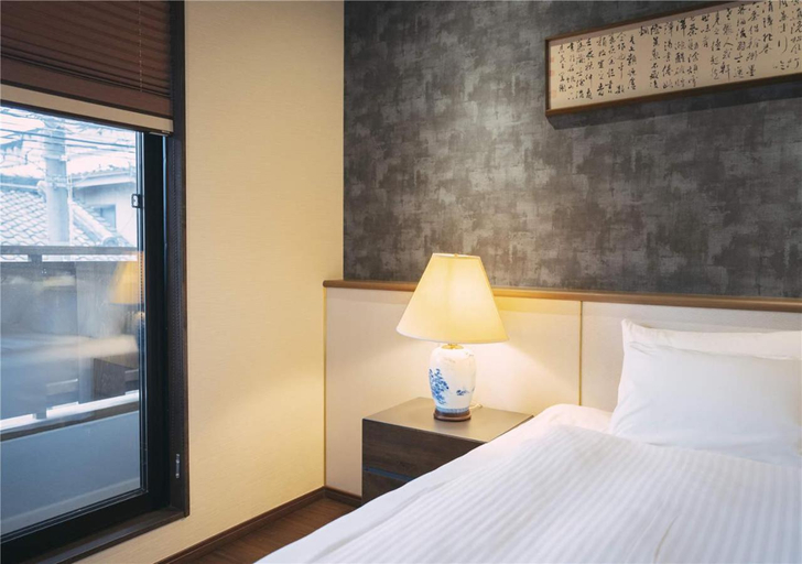Bedroom 16
