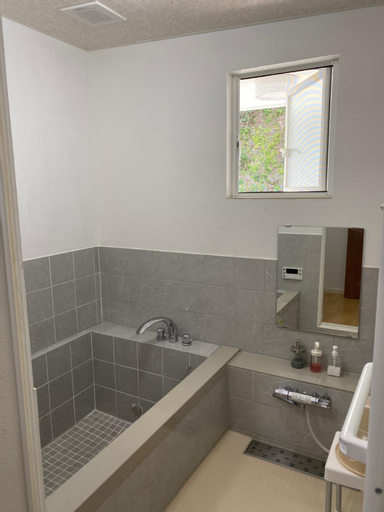 Bathroom 24