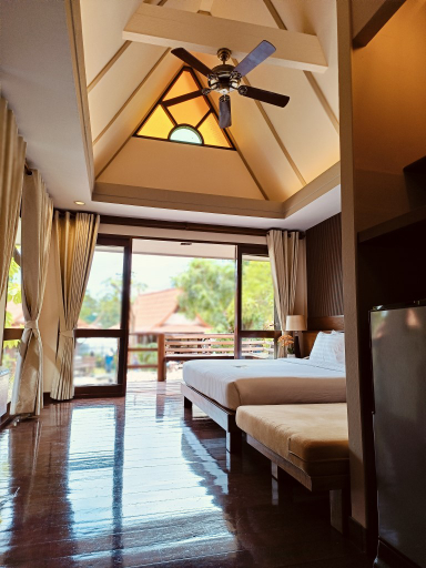 Baan Duangkaew Resort - Tap to explore photos