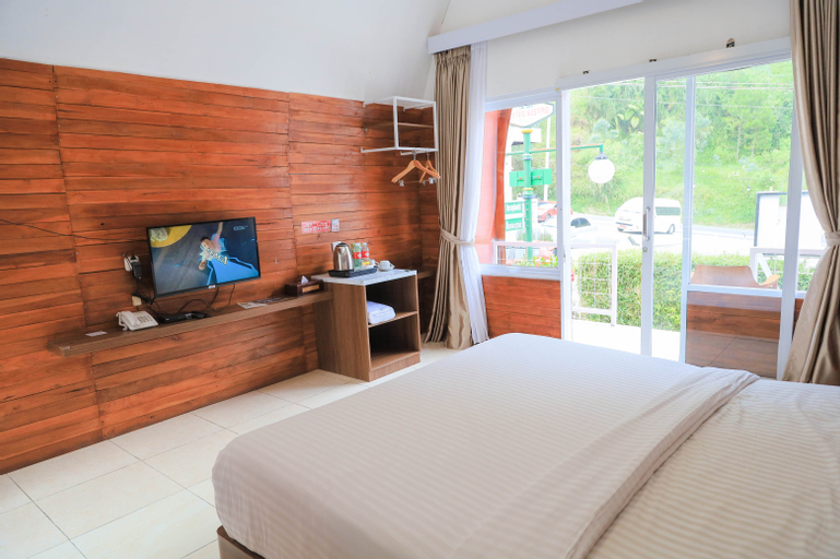 Bedroom 15