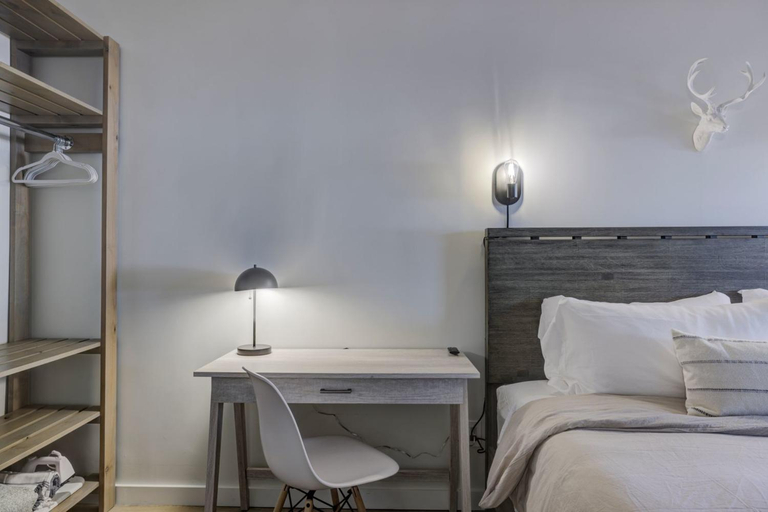 Bedroom 18