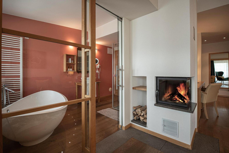 Bathroom 5, Aktiv & Vitalhotel Taubers Unterwirt, Bolzano