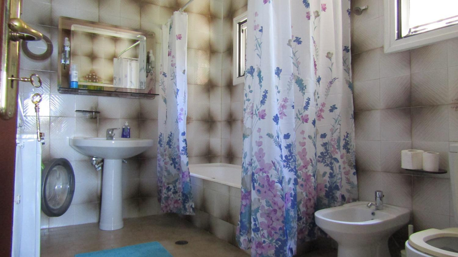 Bathroom, Sea La Vie, Peloponnese