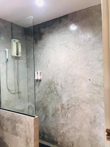 Bathroom 6