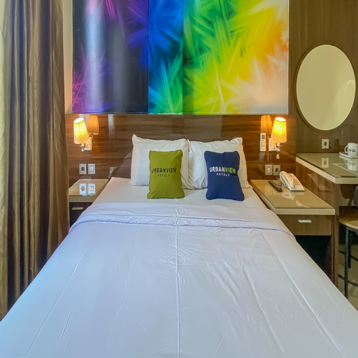 Urbanview Anelia Guest House Syariah Samarinda - Tap to explore photos