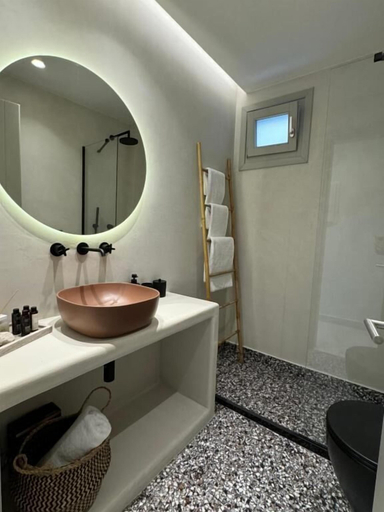 Bathroom, Ico Santorini, South Aegean