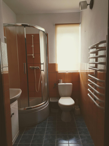Others 5, Pokoje u Marii i Piotra, Brzozów