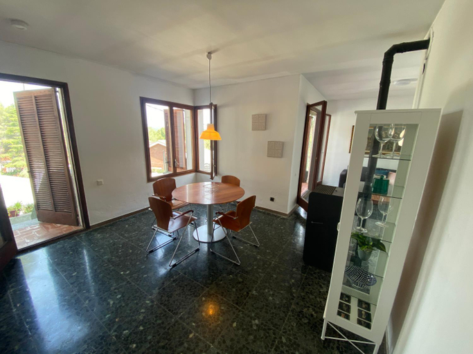 Others 4, Chalet cerca a la playa con jardin y barbacoa, Tarragona