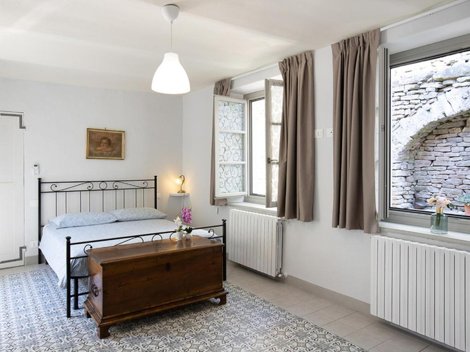 3, Casa Cecilia, Cuneo