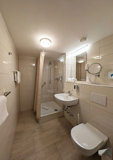 Bathroom 10