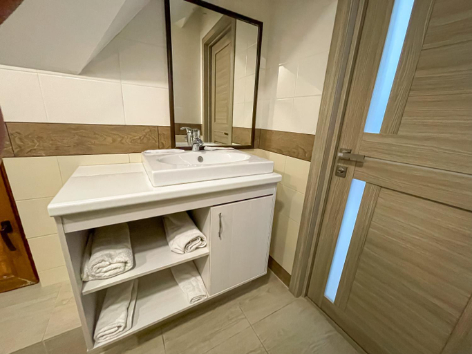 Bathroom 3, Resident Hotel Kaskelen, Karasay