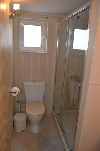 Bathroom 5, Helena House, Central Macedonia