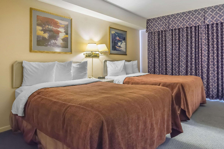 Bedroom 13