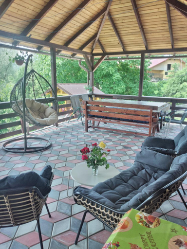 Others 5, Casa Savu Secaria, Secaria
