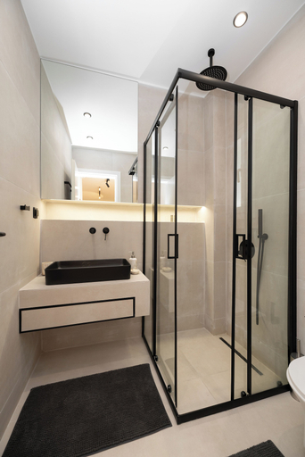 Others 4, Stylish Apartment in Athens Riviera with Outdoor Patio, Attica