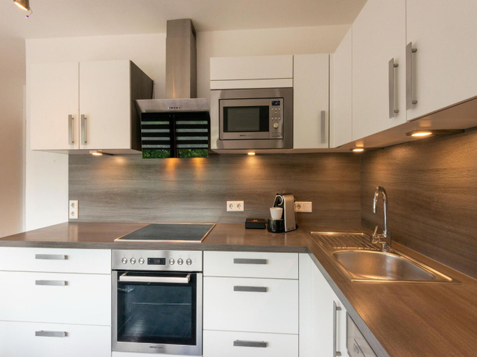 Others 4, Attractive apartment with terrace, Kufstein