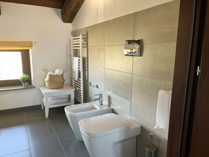 Bedroom 2, Il Girasole Apartments, Cuneo