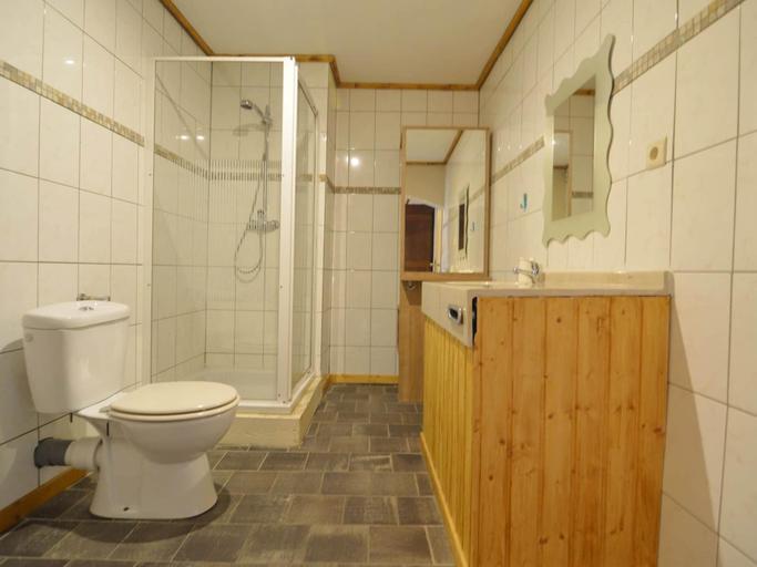 Bathroom 5, Wellness Wilderness Libomont Escape, Liège
