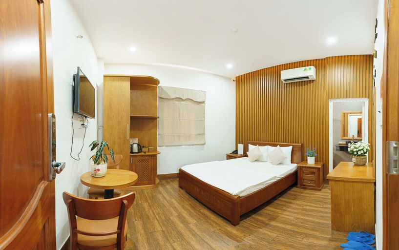 Others 4, Nguyen Thai 2 Hotel, District 12