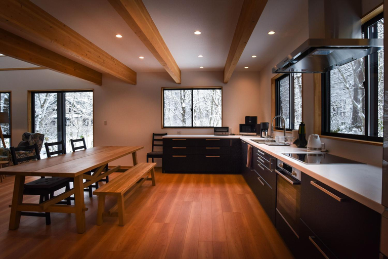 Others 5, Akamatsu House, Hakuba