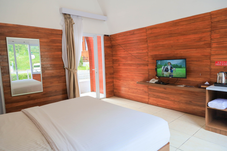 Bedroom 13