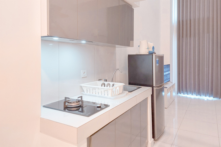 Others 2, Homey and Comfy Studio Loft at Kingland Avenue Apartment By Travelio, Tangerang
