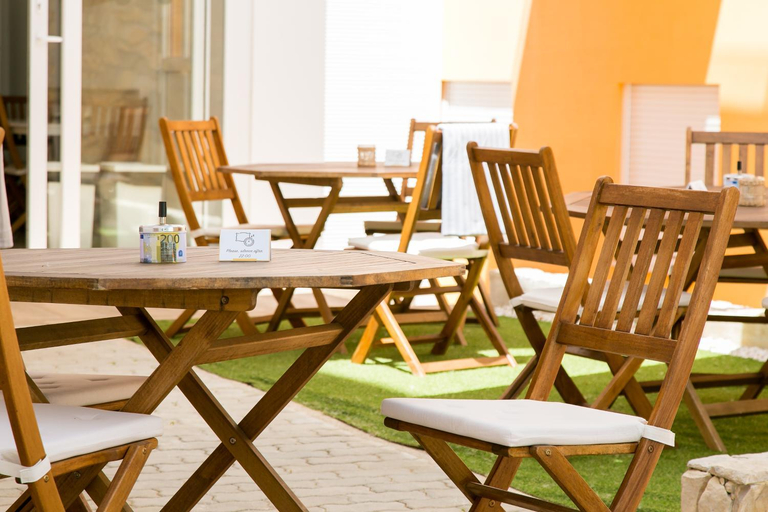 Food & Drinks, Casa Amarela Guesthouse, Albufeira