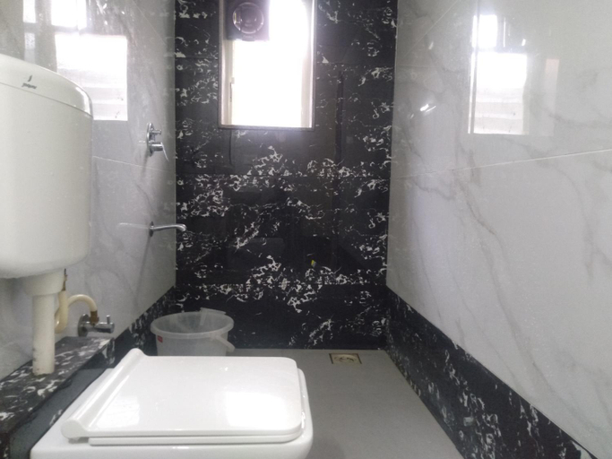 Bathroom 4, Hotel Radhika Pune, Pune