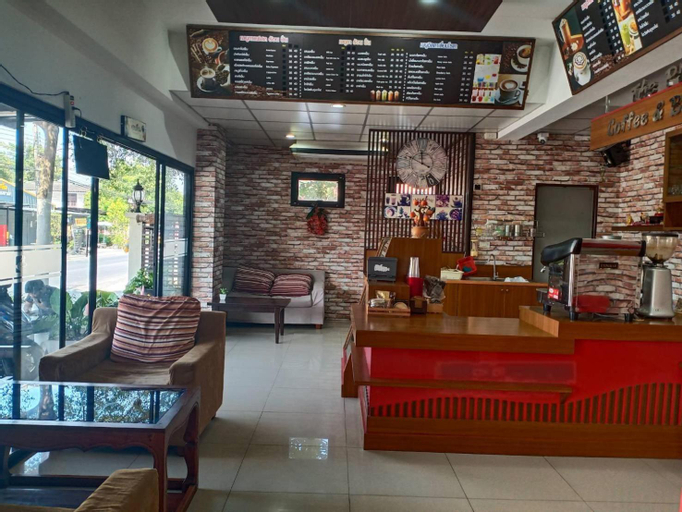 Food & Drinks, Soda Apartments, Thanyaburi
