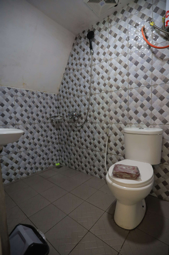 Bathroom 5