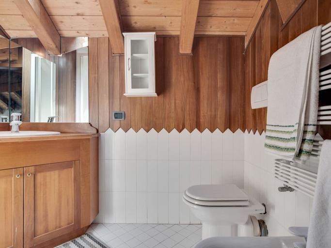 Bathroom, Belvilla by OYO Villa in Lanzo D'intelvi, Como