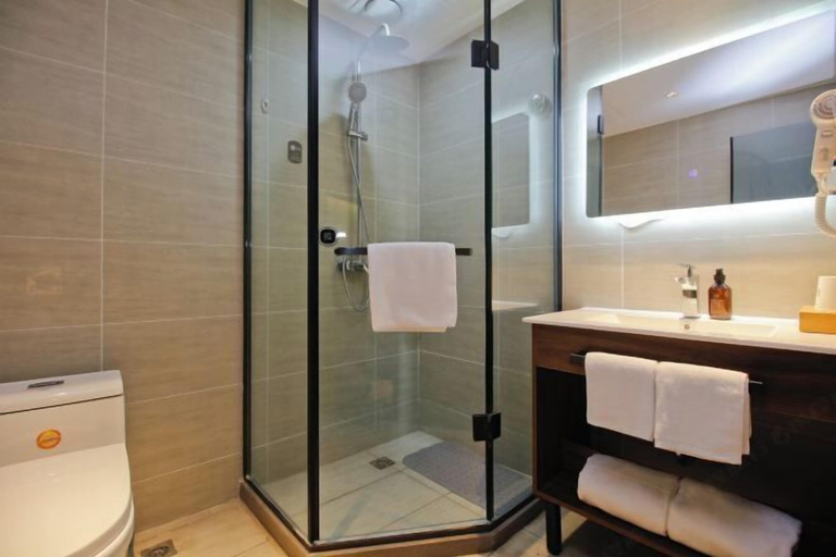 Bathroom 1, Elong Anyun Hotel (Xi'an Northwest University Bianjiacun Subway Station), Xi'an