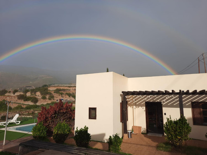 Others 4, Country house with shared pool and views, Santa Cruz de Tenerife