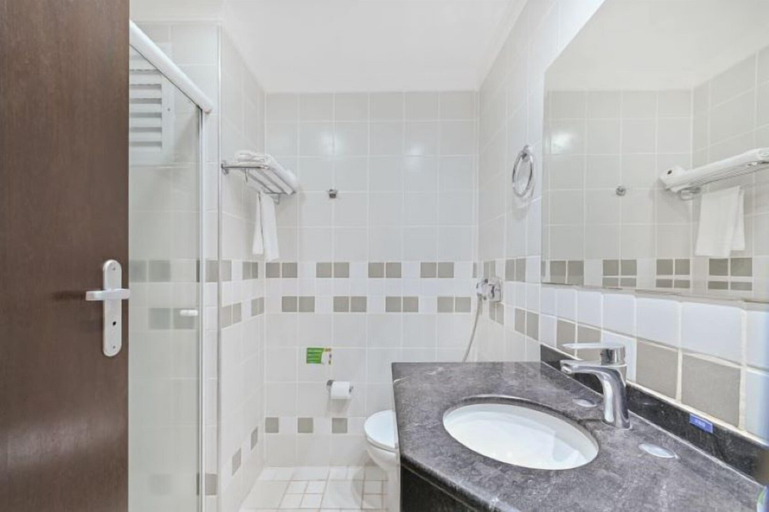 Bathroom 3, Hotel Nacional Inn Cuiabá, Cuiaba