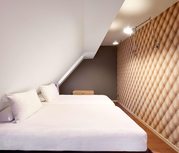 Bedroom 14