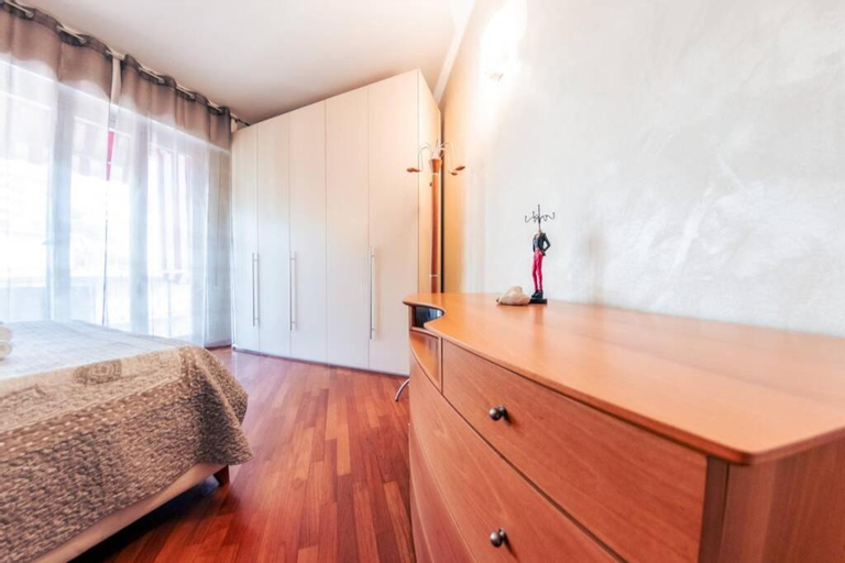 Bedroom 12