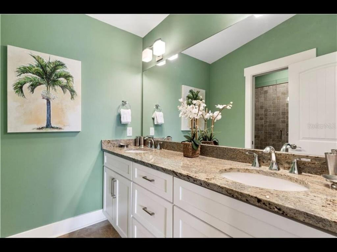 Others 4, AMI/Holmes Beach - 3/2 Home - Private Heated Pool and Yard - walk to beach, Manatee