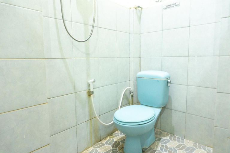 Bathroom 22